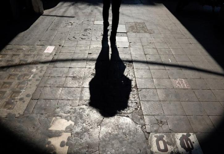 Τι αλλάζει στις απολύσεις - Πότε θεωρούνται άκυρες και πότε προβλέπεται επιπλέον αποζημίωση