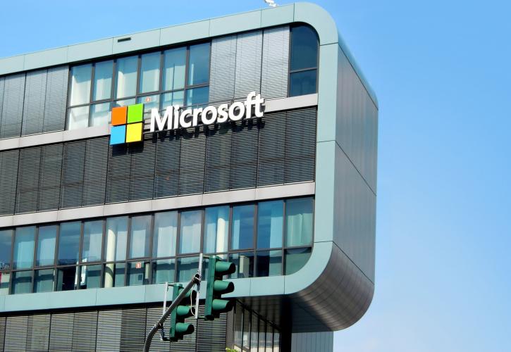 Ισχυρό μέτωπο κατά των χάκερς «χτίζει» η Microsoft