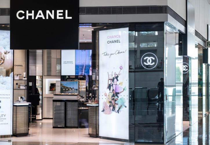 Chanel: Έχασε τη δικαστική διαμάχη με τη Huawei στην ΕΕ - «Διαφορετικό» το λογότυπο