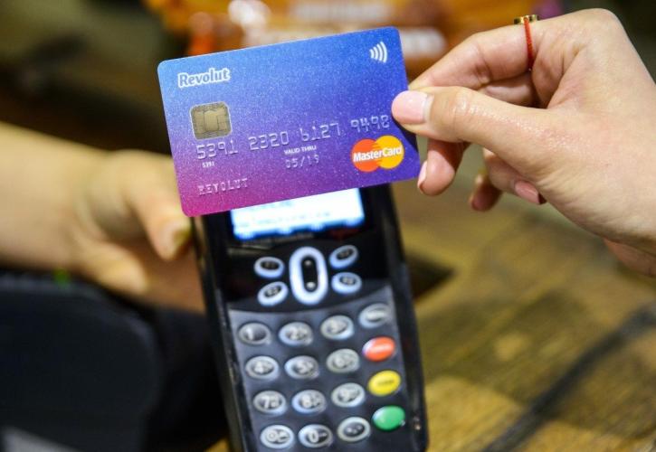 Την επέκτασή της στις ΗΠΑ επιταχύνει η Revolut – Συνεργάζεται με τη Mastercard