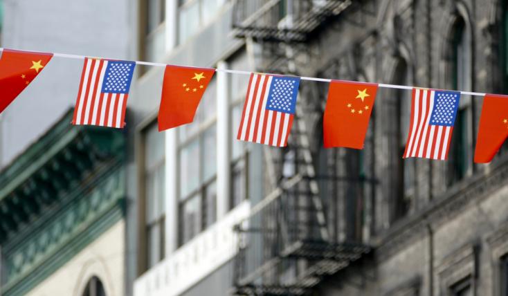 Bloomberg: Η ανάπτυξη των ΗΠΑ μπορεί να ξεπεράσει την Κίνα, πρώτη φορά από το 1976