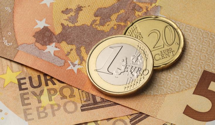 Χριστουγεννιάτικος «μποναμάς» σήμερα για συνταξιούχους, γονείς, άνεργους και δικαιούχους επιδομάτων