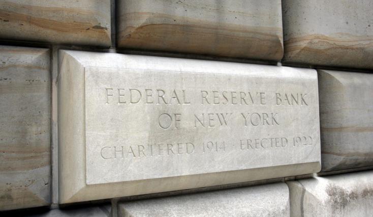 Μπόουμαν (Fed): Είναι πολύ νωρίς για τις πρώτες μειώσεις στα επιτόκια