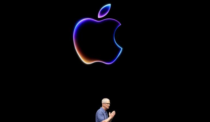 Apple: Ποιο ήταν το μυστικό της επιτυχίας του Τιμ Κουκ; Δεν προσπάθησε να γίνει Στιβ Τζομπς
