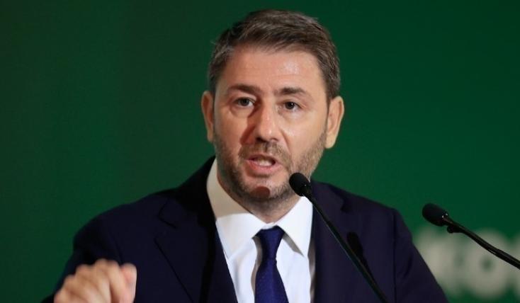 Ανδρουλάκης: Θα παραστεί στην εξόδιο ακολουθία της Λένας Σαμαρά