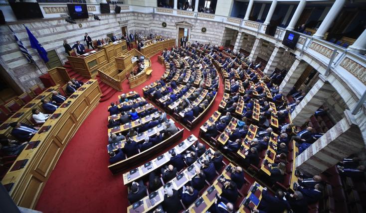 Με 154 ψήφους πέρασε η πρόταση της ΚΟ της Νέας Δημοκρατίας για παραπομπή του Κ. Καραμανλή