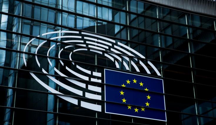 Κομισιόν: Βελτιωμένη η εικόνα της Ελλάδας στο μέτωπο του κράτους δικαίου το 2024