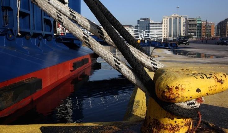 Πρωτομαγιά: Ακινητοποιημένα πλοία, μετρό, ηλεκτρικός, τραμ, τρένα, προαστιακός