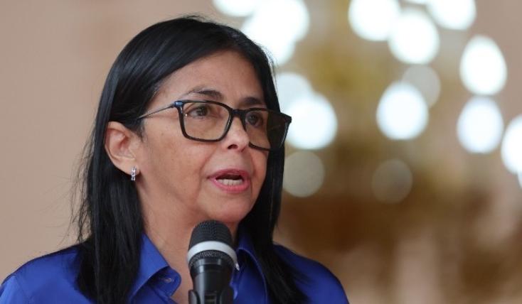 Οι ΗΠΑ αίρουν τις κυρώσεις κατά της προσωρινής προέδρου της Βενεζουέλας Ντέλσι Ροντρίγκες