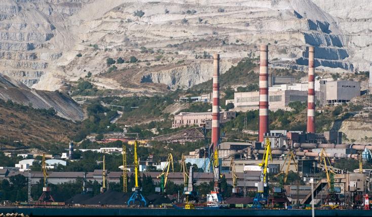 Η Ρωσία αποκομίζει έσοδα δισεκατομμυρίων από τον αποκλεισμό των Στενών του Ορμούζ