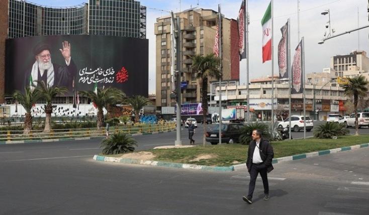 Ιράν: «Σημάδι απόγνωσης» οι νέες κυρώσεις που απειλεί να επιβάλει ο Τραμπ
