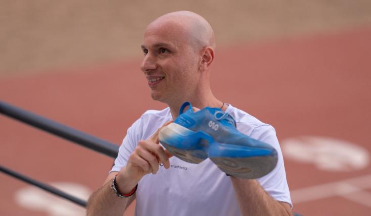 ena athletics x INTERSPORT: Μια συνεργασία που έρχεται να αλλάξει τα δεδομένα στα running παπούτσια