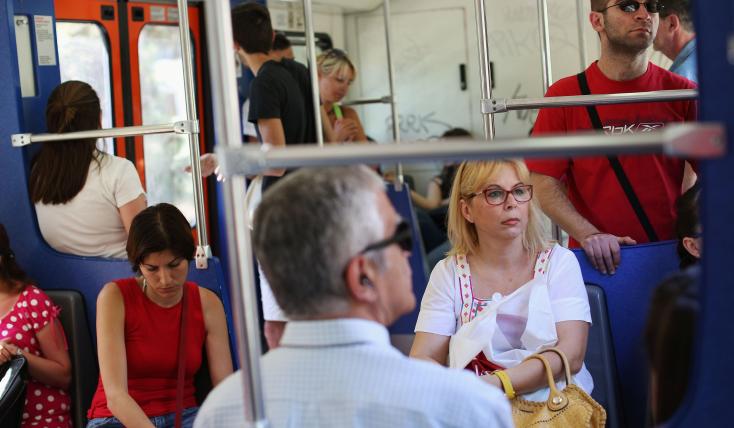 Ελληνικό παράδοξο: Το 20% των νέων πτυχιούχων βρίσκονται εκτός αγοράς εργασίας – Στο 8% το αντίστοιχο ποσοστό στην ΕΕ