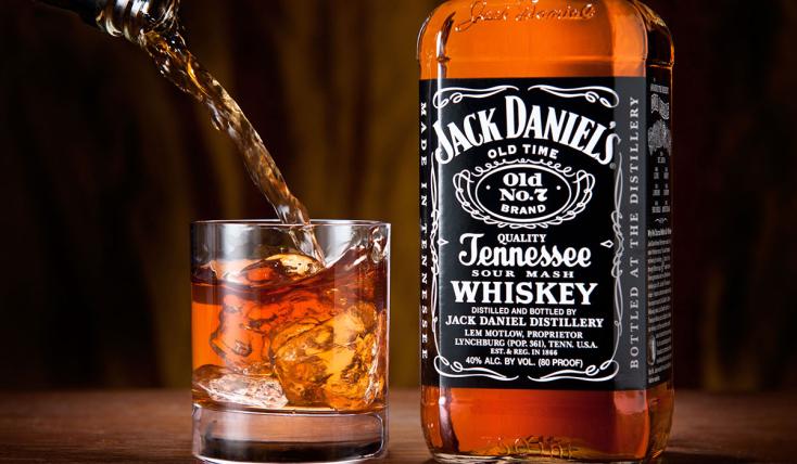 Pernod Ricard: Εξετάζει την εξαγορά της Brown-Forman, ιδιοκτήτριας του Jack Daniel’s