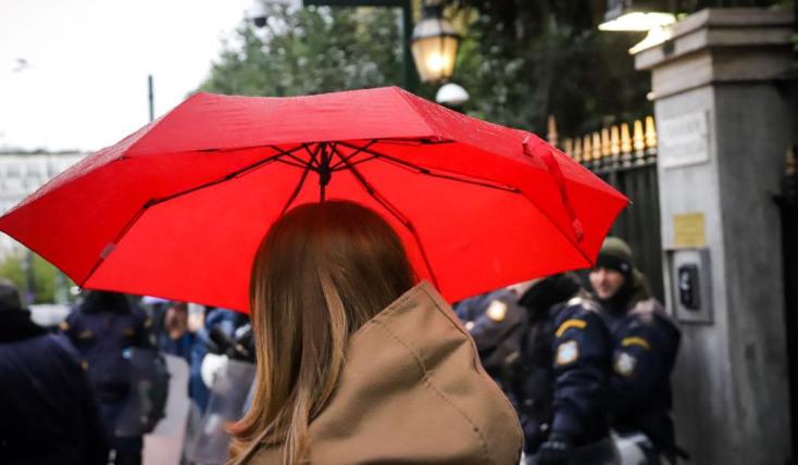 Άστατος ο καιρός έως τα Χριστούγεννα: Πού αναμένονται βροχές και καταιγίδες