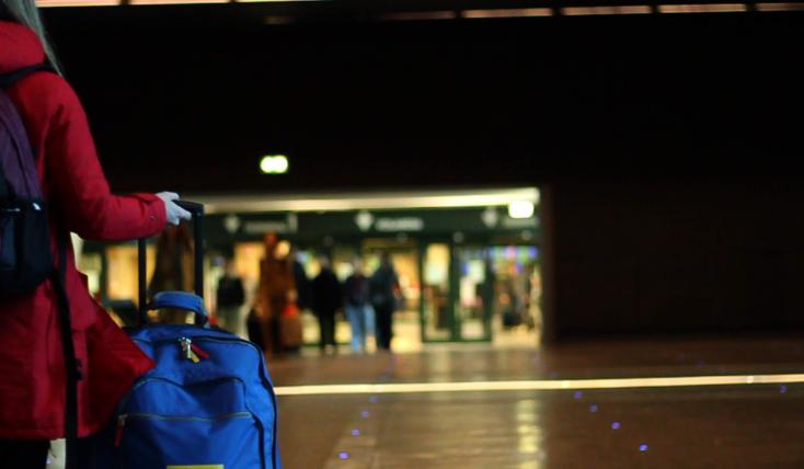 Brain drain: 8 στους 10 Έλληνες δεν επιθυμούν να επιστρέψουν - Πώς επιδρά η ηλικία και ο μισθός