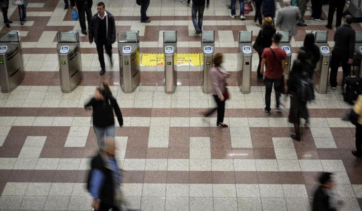 ΜΜΜ: Τα πρόστιμα για εισιτηριοδιαφυγή στις αστικές συγκοινωνίες, φθορές και επιθέσεις σε ελεγκτές - Η κοινωφελής εργασία