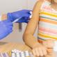 ΠΟΥ & UNICEF: Μειώθηκαν το 2025 τα παιδιά χωρίς ούτε ένα εμβόλιο - Οι ανισότητες επιμένουν