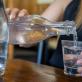 Άνοιξε στη Βρετανία το πρώτο εστιατόριο με μενού που περιλαμβάνει μόνο νερό