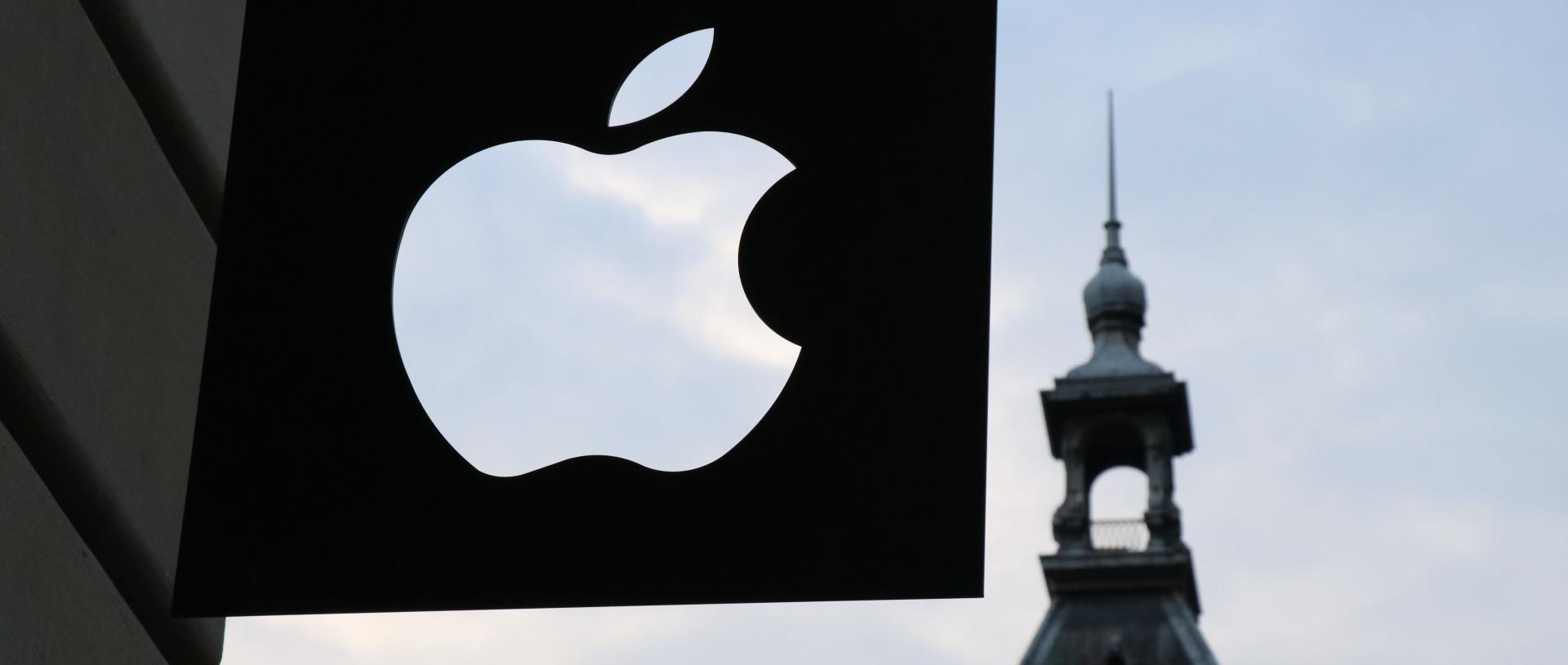 Apple: Το μυστικό της επιτυχίας της garage company που έφτασε να αξίζει τρισεκατομμύρια