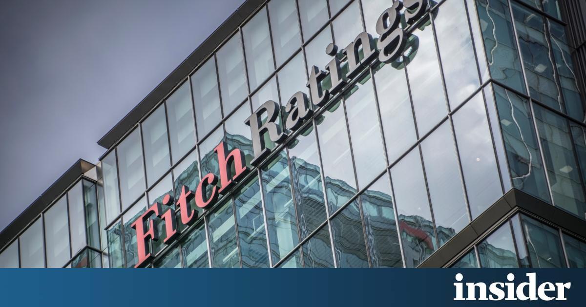 Fitch ‘turns a blind eye’ to Greece’s upgrade – margins for better financial performance