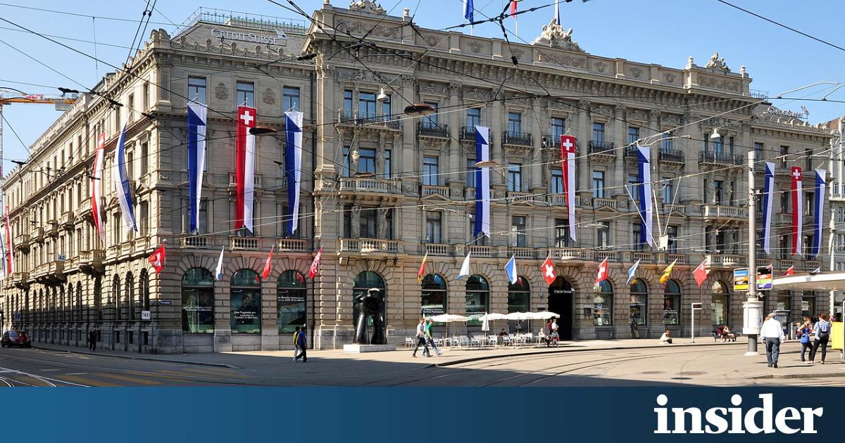 Τον εφιάλτη του bank run το ’15 ξυπνούν Credit Suisse και SVB – Πού συμφωνούν Άλεξ Πατέλης και Γιάνης Βαρουφάκης
