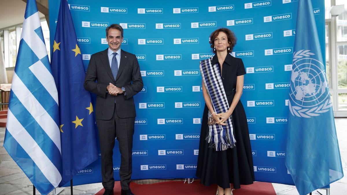 Συνάντηση του Κ. Μητσοτάκη με τη Γενική Διευθύντρια της UNESCO Audrey Azoulay στο Παρίσι | Insider