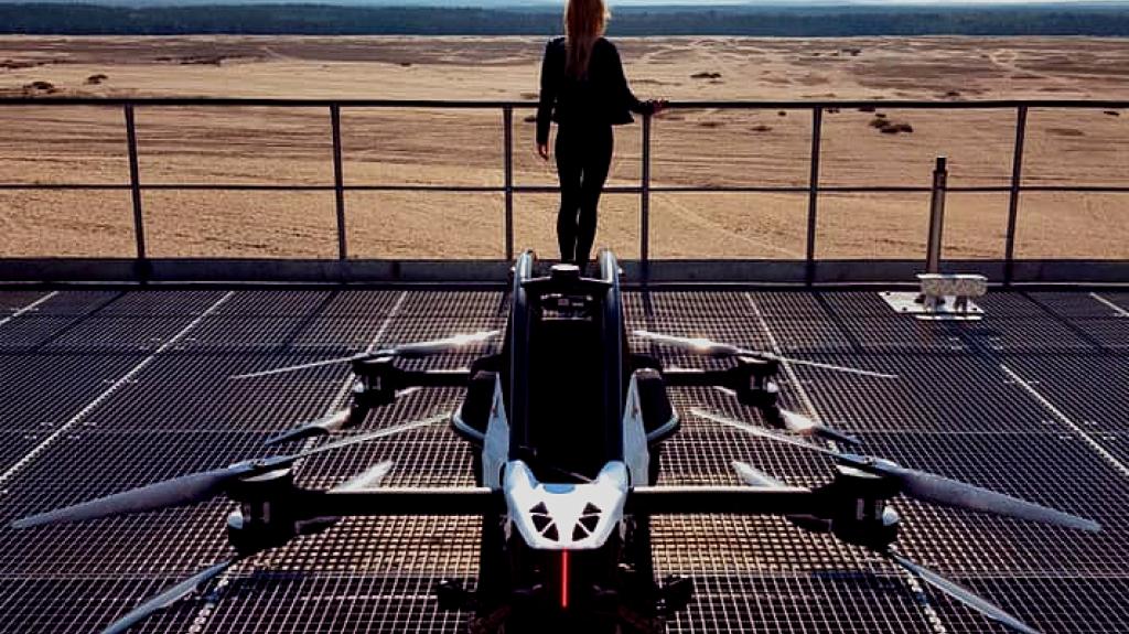 Jetson One: το νέο ιπτάμενο όχημα που μοιάζει να βγήκε από το «Star Wars»