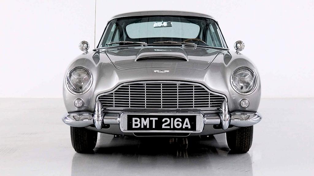 Aston Martin DB5 Continuation: Σε δημοπρασία το αντίγραφο της Aston Martin DB5 με τα gadget του Τζέιμς Μποντ 