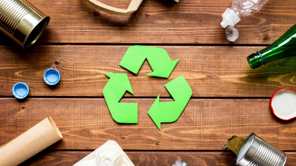 Ανακύκλωση και Επαναχρησιμοποίηση: Τρόποι για να κερδίσετε τη μάχη κατά των απορριμμάτων