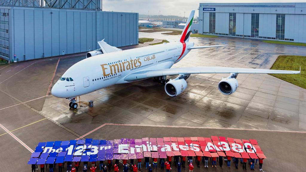 Airbus A380: Τέλος παραγωγής του μεγαλύτερου εμπορικού αεροπλάνου - Παραδόθηκε στην Emirates το τελευταίο 