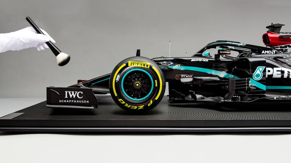 Η μικρογραφία της Mercedes του Lewis Hamilton στην F1 κοστίζει όσο ένα αυτοκίνητο