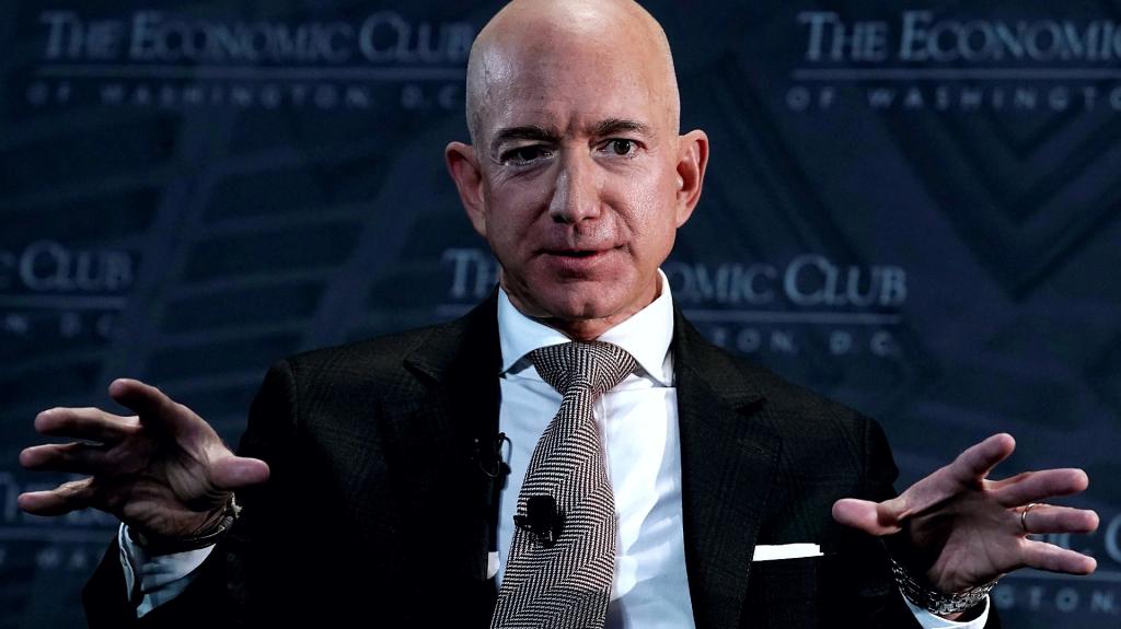 Jeff Bezos: Χρηματοδοτεί επιστημονική έρευνα που θα κάνει τους ανθρώπους αθάνατους