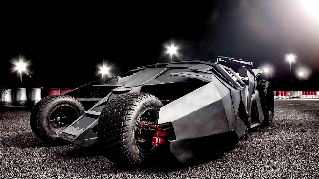 Batmobile «Tumbler»: Ένα πλήρως λειτουργικό ηλεκτρικό αντίγραφο για τους Batman του δακτυλίου