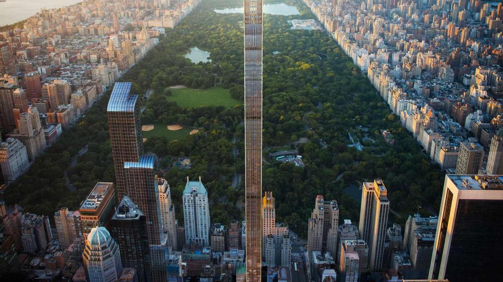 Ο 111 West 57, ο πιο λεπτός ουρανοξύστης του κόσμου, υψώνεται πλέον πάνω από το Central Park