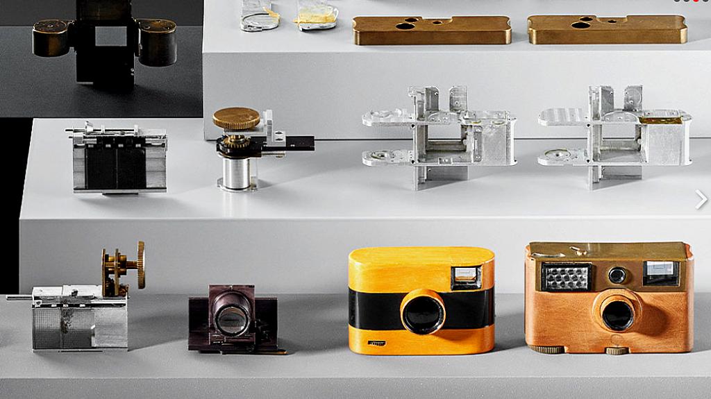 Leica: Βγάζει σε δημοπρασία πάνω από 400 ιστορικές φωτογραφικές μηχανές και σπάνια αντικείμενα