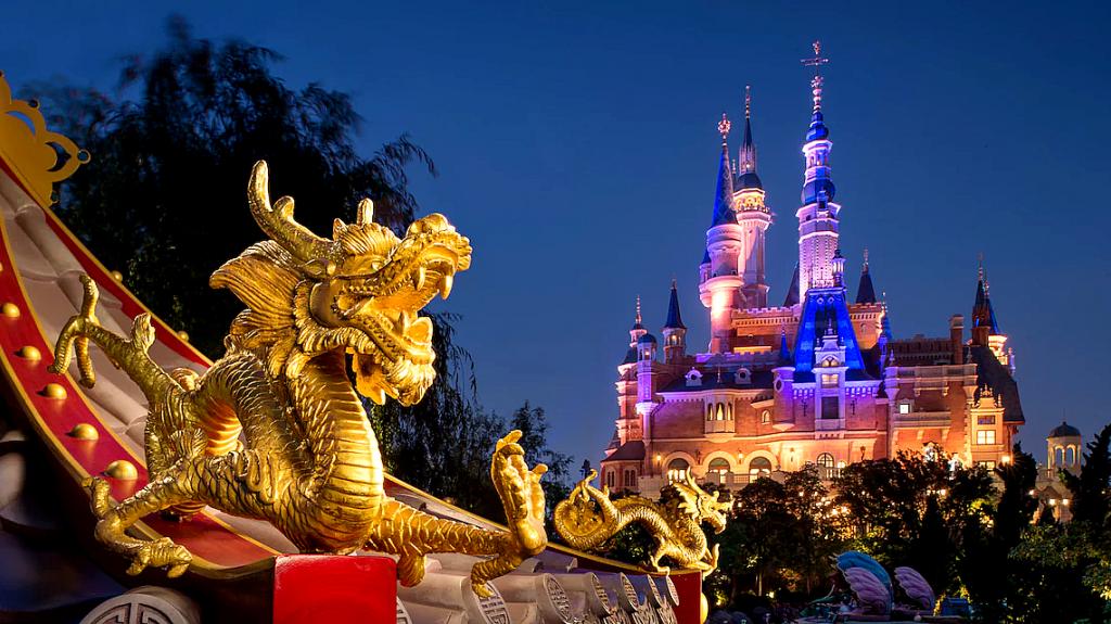  Adventures by Disney: Ένα ταξίδι 24 ημερών σε 31 αξιοθέατα και 12 πάρκα της Disney σε όλο τον κόσμο