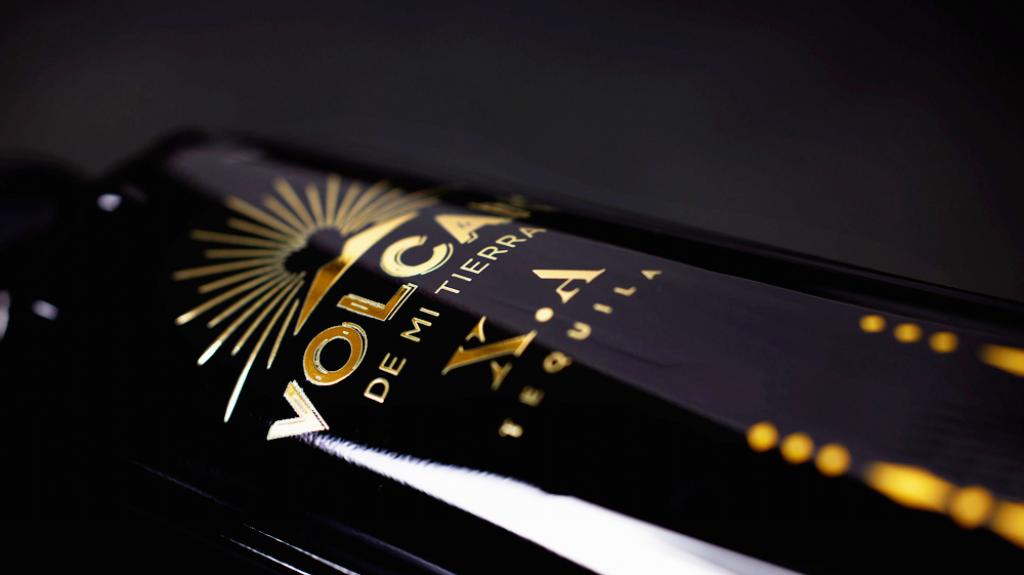 Volcán X.A: Μια νέα ultra-premium τεκίλα έρχεται από τη Louis Vuitton Moët Hennessy