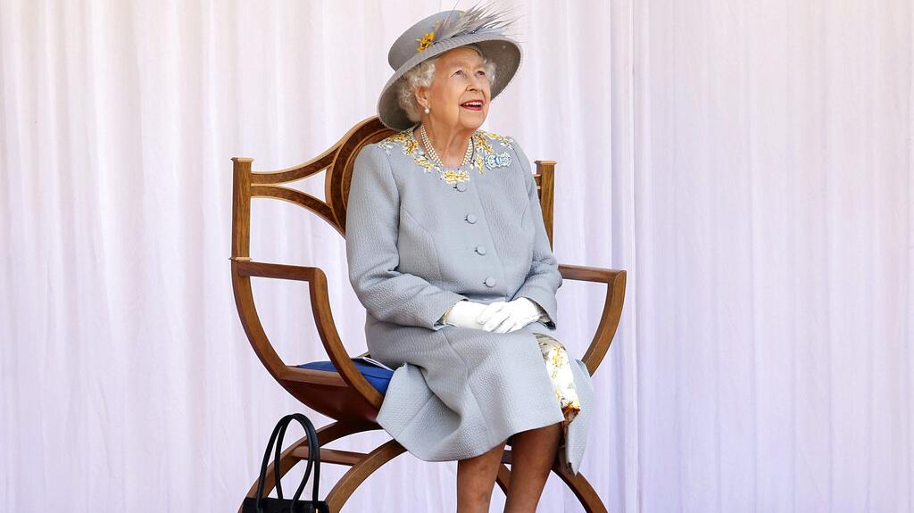 Βασίλισσα Ελισάβετ: Ποια είναι τα πιο ακριβά κοσμήματά της που κληρονομεί ο Κάρολος