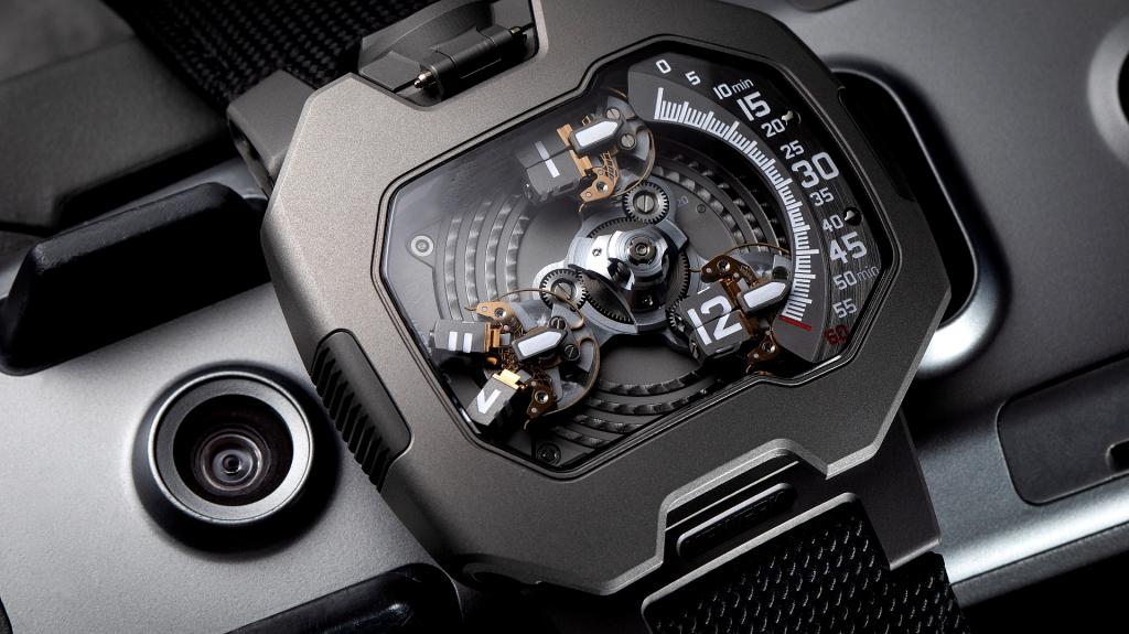 UR-120: Το νέο διαγαλαξιακό ρολόι της Urwerk είναι μια ωδή στο «Star Trek» και τον dr Spock