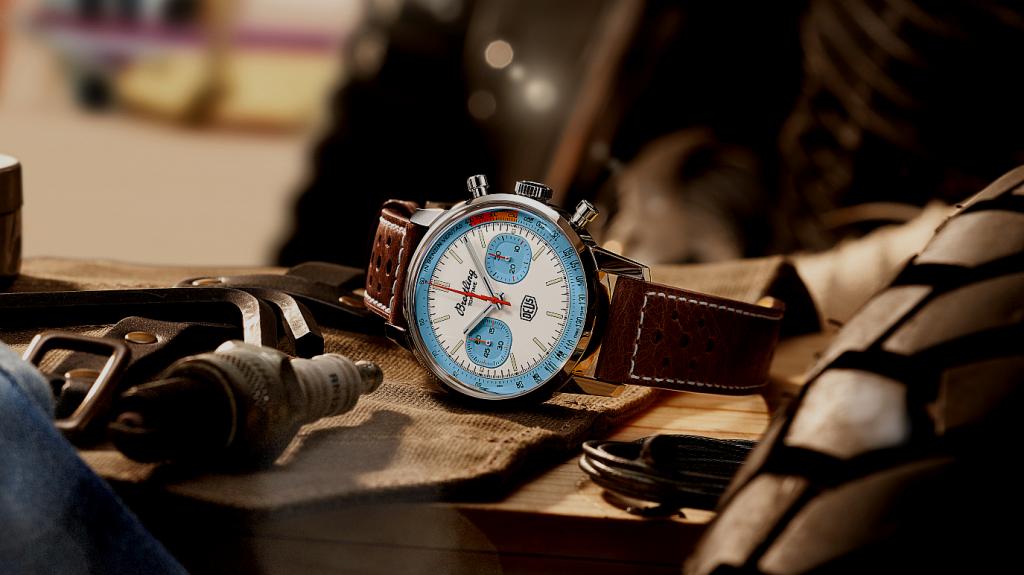  Breitling: Το best seller ρολόι Top Time Deus επιστρέφει σε μια νέα limited edition κυκλοφορία