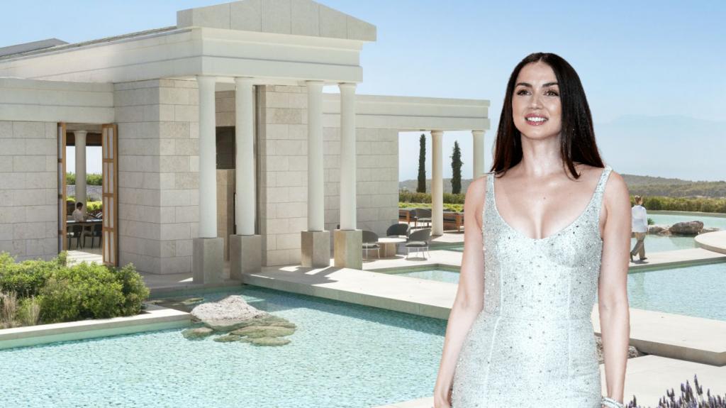 Amanzoe: Αυτό είναι το ξενοδοχείο που έμεινε η Ana De Armas στην Ελλάδα - 2.500 ευρώ κοστίζει το «απλό» δωμάτιο