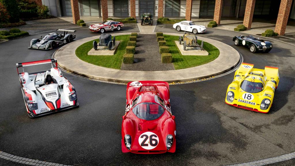 Nationales Automuseum: Το νεότερο μουσείο στον πλανήτη είναι μια ιδιωτική συλλογή 150 σπάνιων αυτοκινήτων