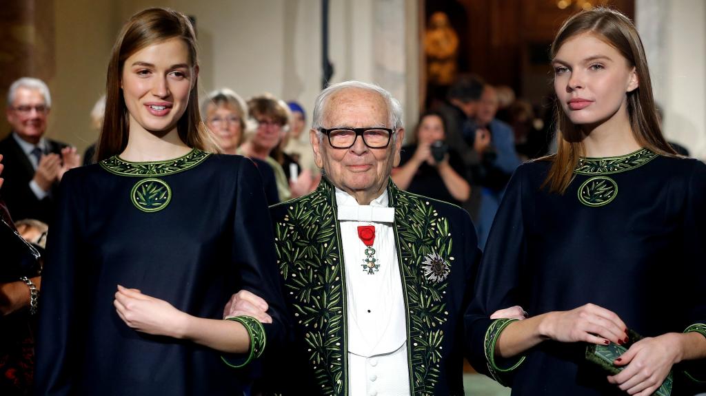 Pierre Cardin: Στα δικαστήρια οι κληρονόμοι του αείμνηστου σχεδιαστή για τον έλεγχο του διάσημου οίκου μόδας