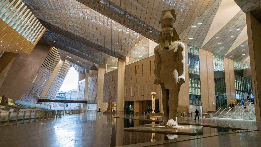 Grand Egyptian Museum: Το μεγαλύτερο μουσείο στον κόσμο με τους 100.000 ανεκτίμητους θησαυρούς