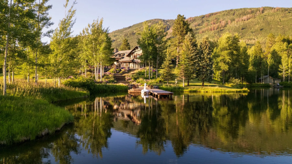 Το ακριβότερο ακίνητο στις ΗΠΑ: Ιδιωτική λίμνη, 18 υπνοδωμάτια και 300 εκατ. δολάρια