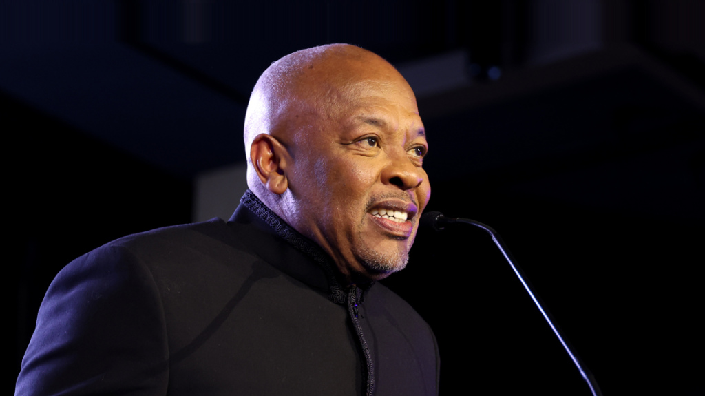 Dr Dre: Νέος δισεκατομμυριούχος της ραπ - Τελειομανής που δεν κυνηγά λεφτά