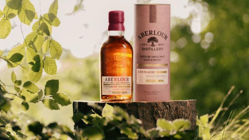 Aberlour A’bunadh: Ένα ποτήρι single malt scotch ουίσκι με αυθεντικότητα