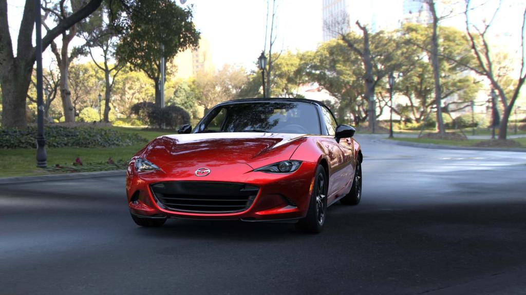 Mazda MX-5: «Λίφτινγκ» στο διθέσιο με τις μεγαλύτερες πωλήσεις στην ιστορία