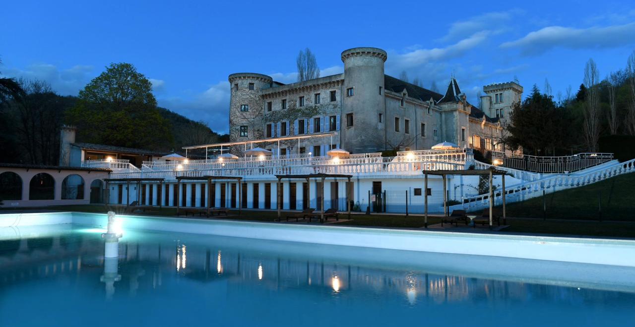 Θα διανυκτερεύατε σε ένα κάστρο 2.000 ετών;